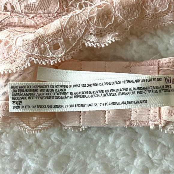 Anthropologie Lacy Halter Plunge Bralette Floral Sz L Peach Wireless NWOT - Picture 11 of 11